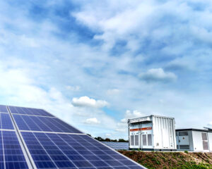 Monocrystalline vs Polycrystalline Solar Panels: Which One is Better For Indian Rooftops, and Why?